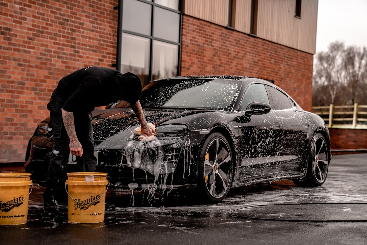 Equipamiento para autolavados y detailing: Hidrolavadoras industriales, extractores y pulidoras